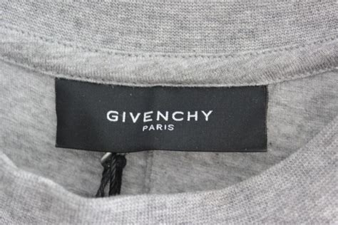 fake givenchy on ebay|false givenchy inscription.